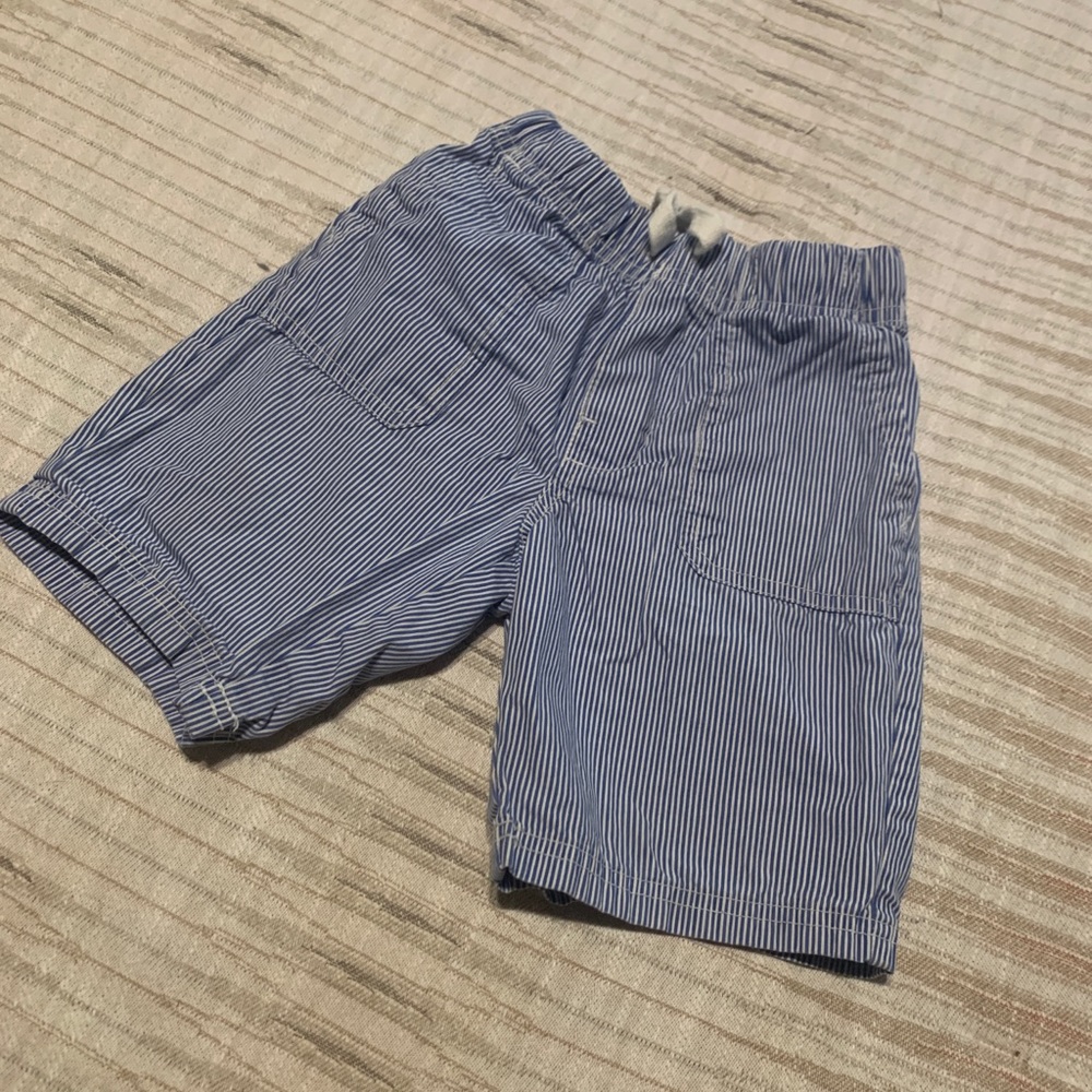 Carter's shorts, NWOT toddler boys size 5